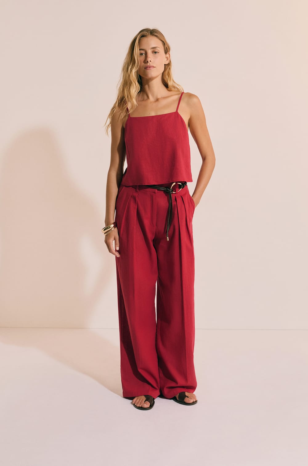 Top sans manches avec lin;${refinementColor}