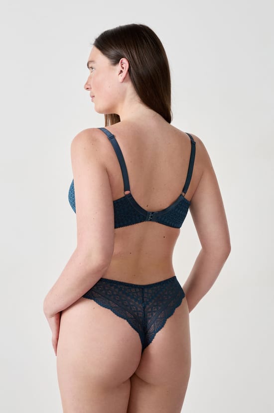 Bra No. 2 - Plunging Push-Up;${refinementColor}