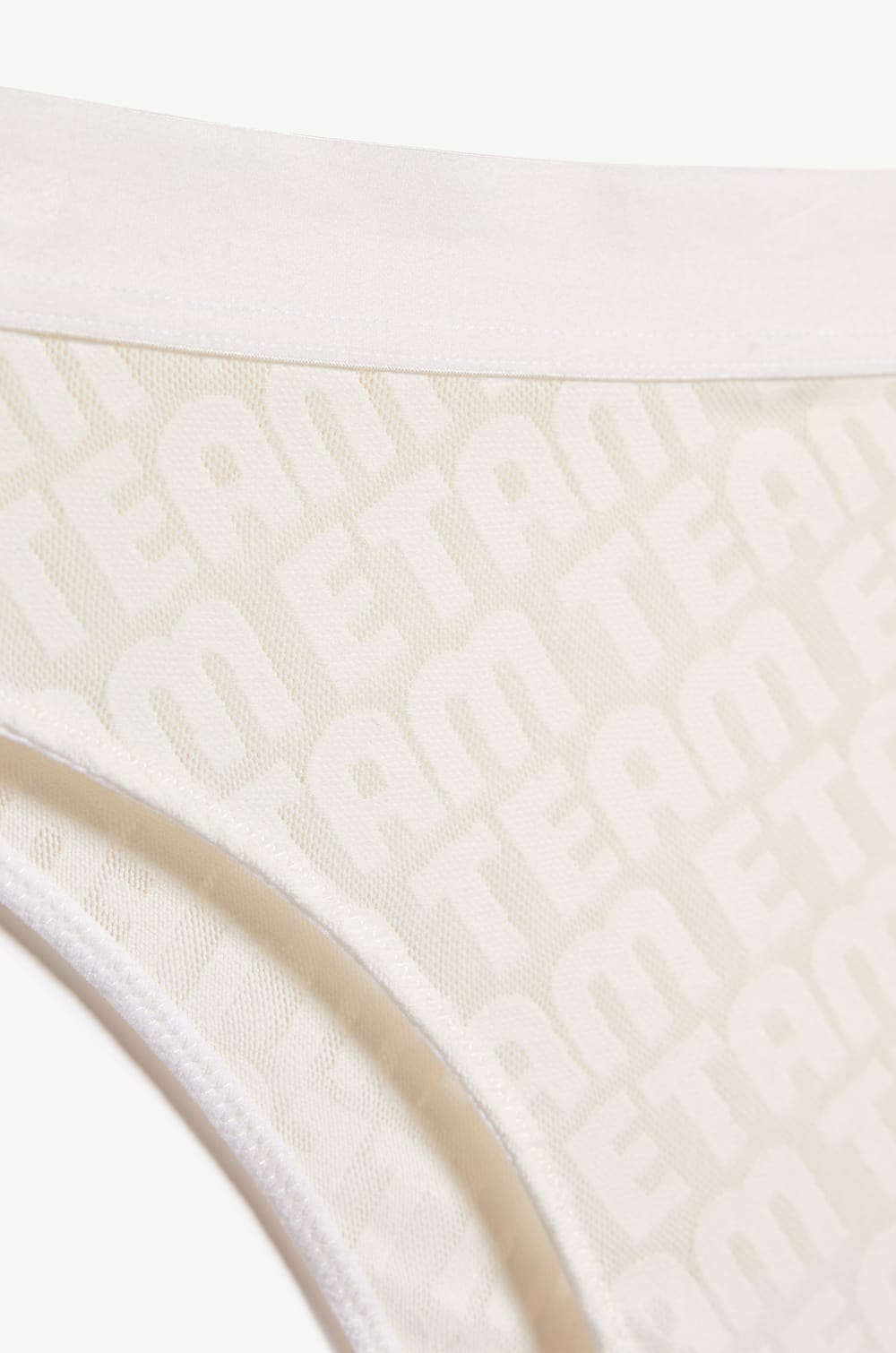 Panty tipo hipster sport;${refinementColor}