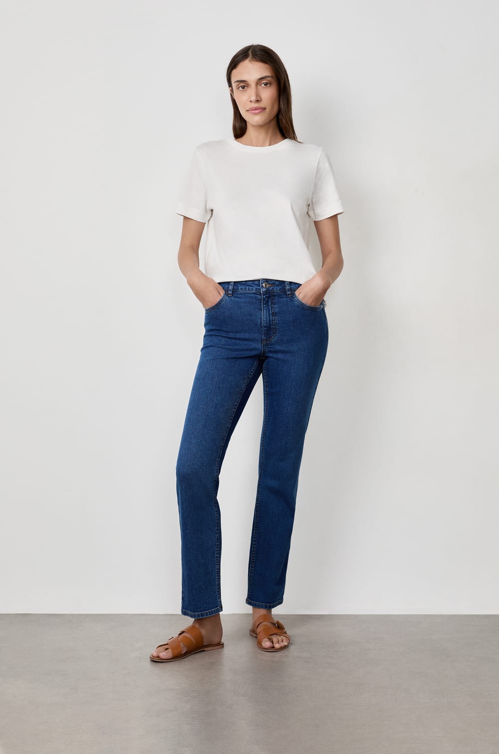 Jean coupe droite;${refinementColor}