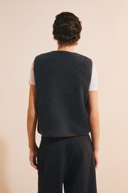 Veste sans manches effet sherpa;${refinementColor}