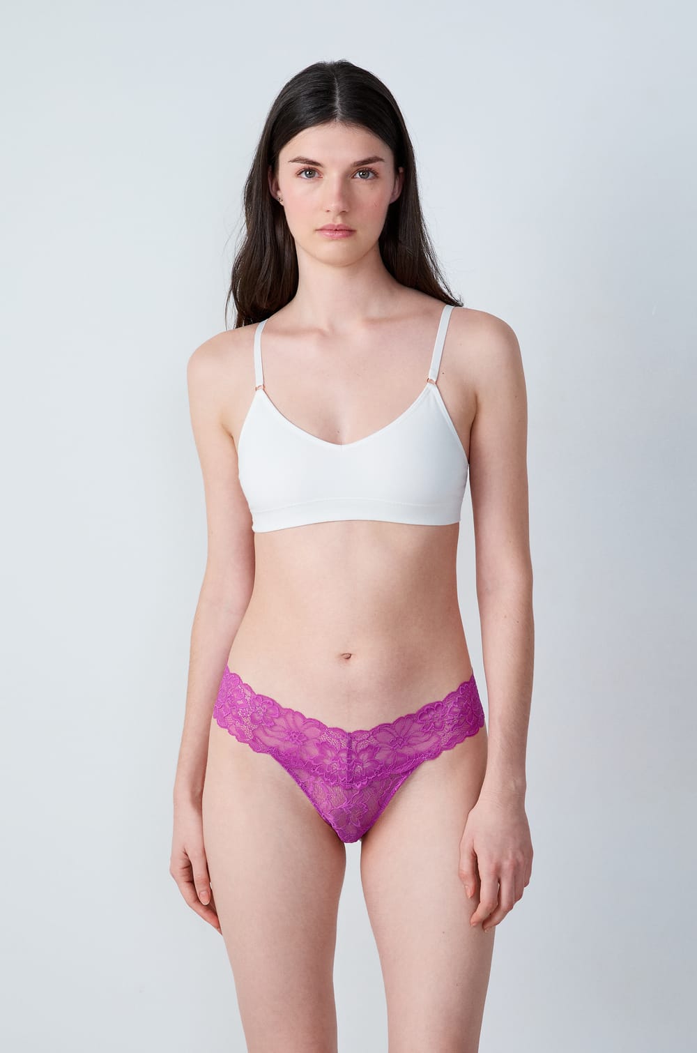 Spitzen-Tanga;${refinementColor}