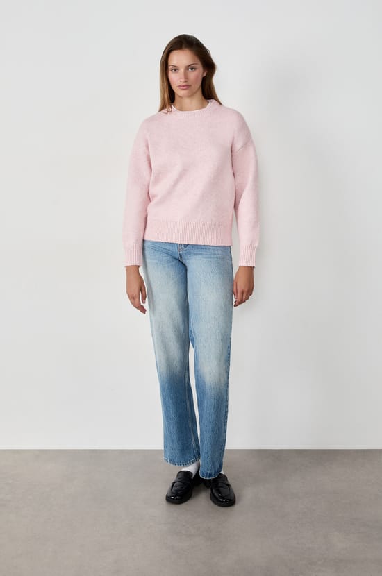 Long-sleeved Round Neck Sweater;${refinementColor}