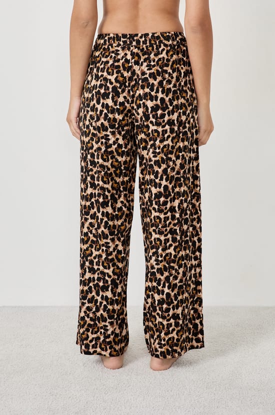 Pantalon de pyjama motif léopard;${refinementColor}