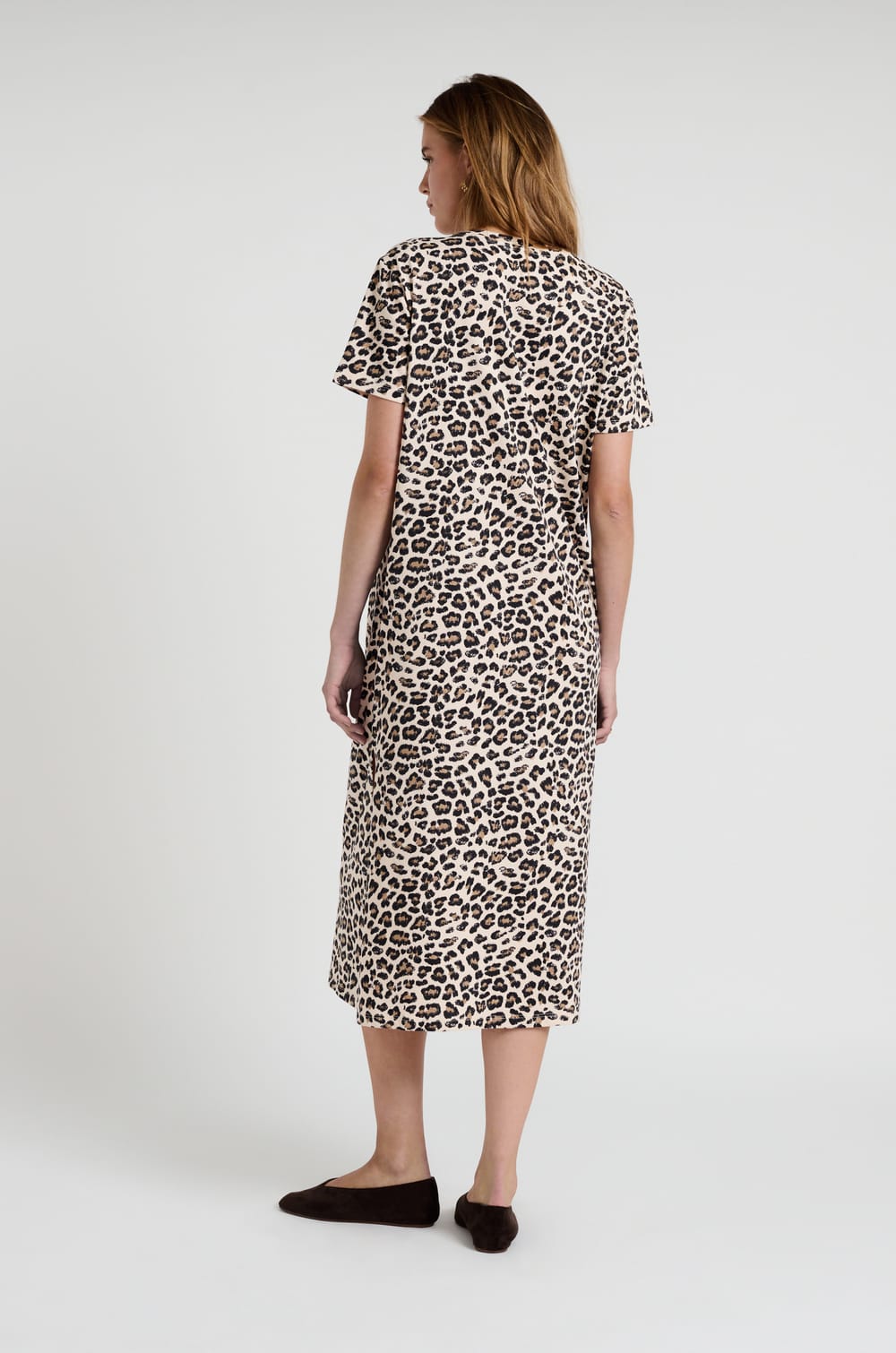 Lange jurk met luipaardprint;${refinementColor}