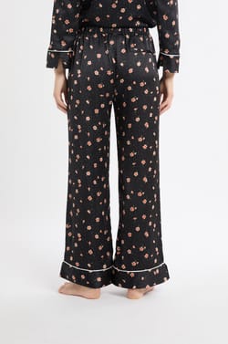 Pantalon de pyjama à motifs fleurs en satin;${refinementColor}