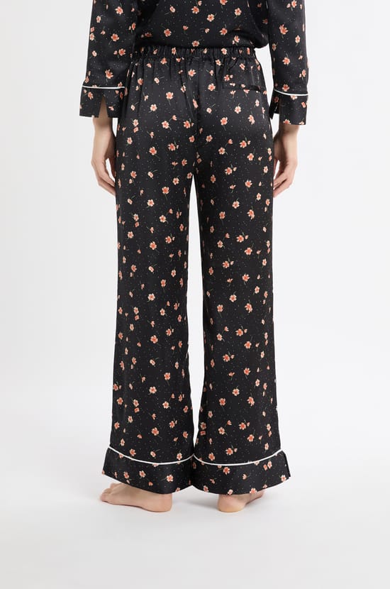 Pantalon de pyjama à motifs fleurs en satin;${refinementColor}