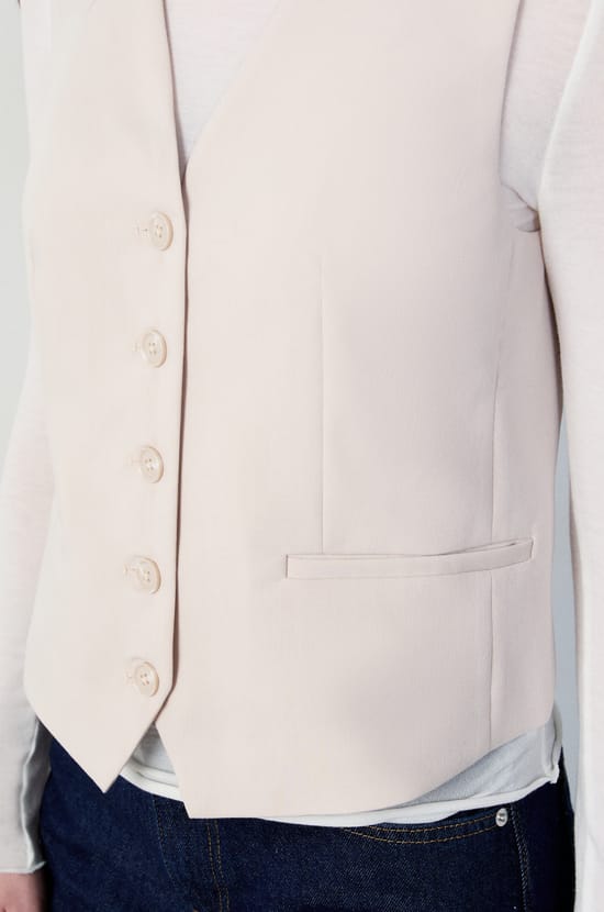 Gilet de costume sans manches;${refinementColor}