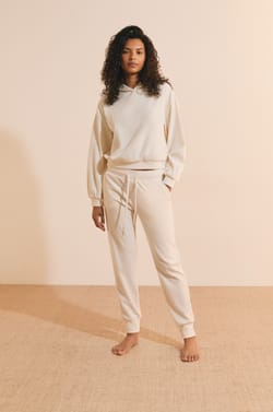 Pantalon de pyjama en velours c&ocirc;tel&eacute;;${refinementColor}