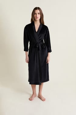 Velvet Robe;${refinementColor}