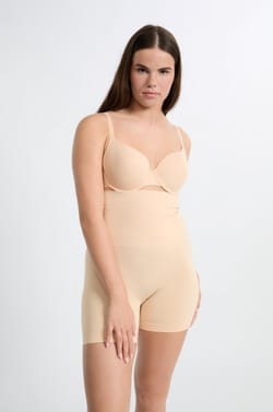 Panty gainant taille haute - Maintien m&eacute;dium;${refinementColor}