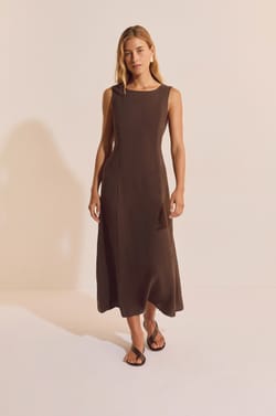 Robe longue sans manches;${refinementColor}