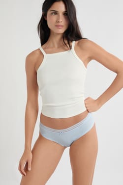 Shorty aus Mikrofaser mit Spitzendetails;${refinementColor}