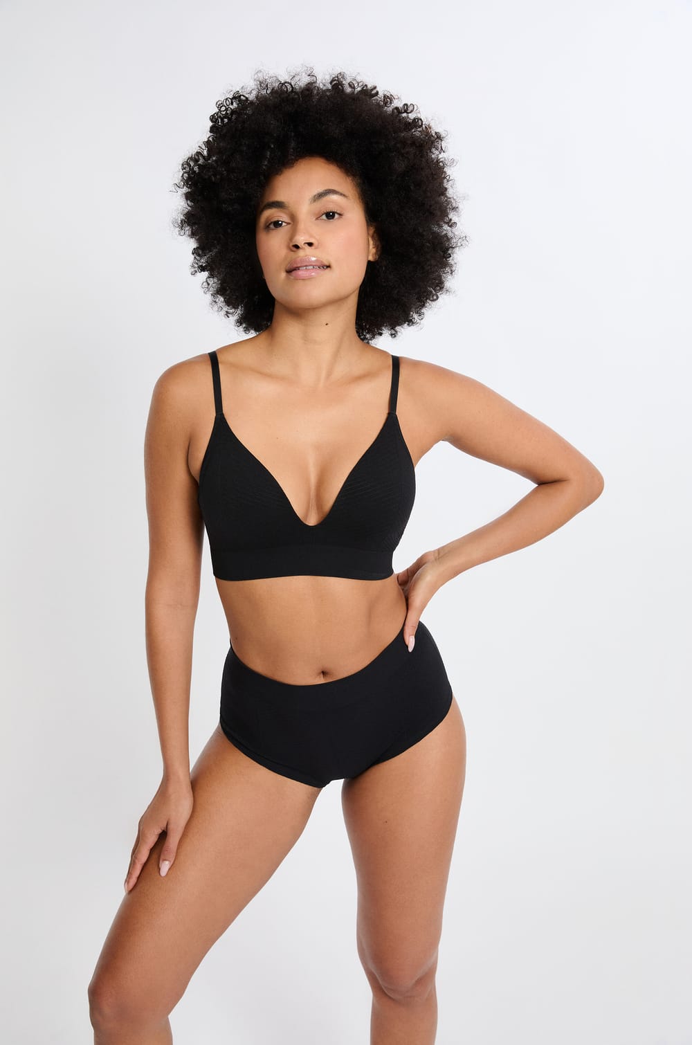 Soutien-gorge brassière push-up;${refinementColor}