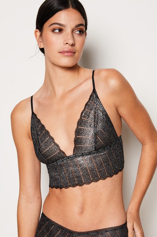Iridescent Wireless Triangle Bra;${refinementColor}