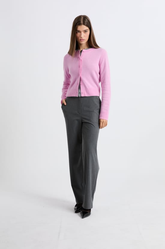 Pull cardigan avec boutons en cachemire;${refinementColor}