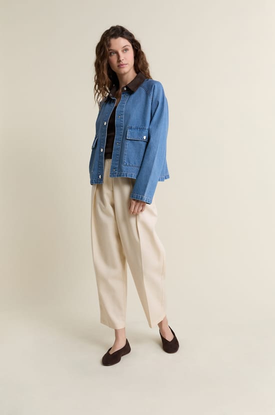 Denim jacket with contrasting collar;${refinementColor}