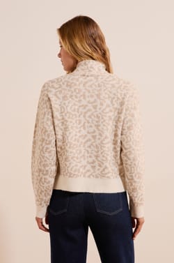 Pull &agrave; motif l&eacute;opard avec lien &agrave; nouer;${refinementColor}
