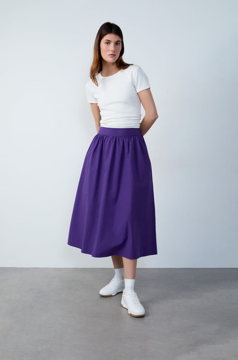Mid-length Fluid Skirt with Pockets;${refinementColor}