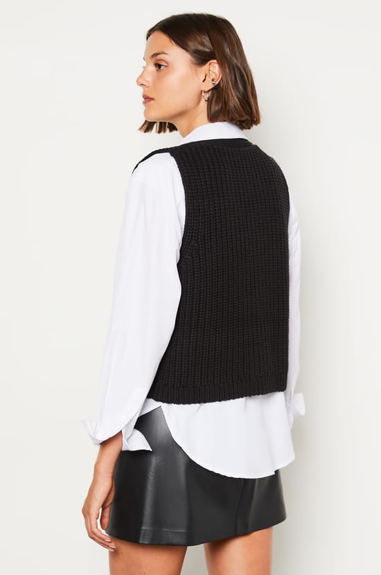 Mouwloos vest;${refinementColor}