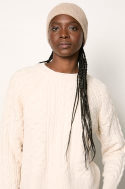 Bonnet;${refinementColor}