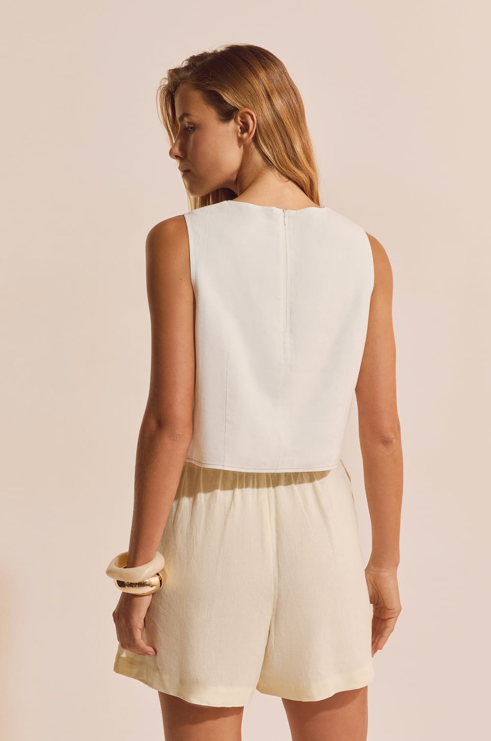 Top sans manches avec lin;${refinementColor}