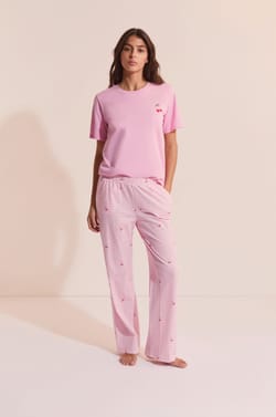 Ensemble de pyjama 2 pi&egrave;ces &agrave; motifs cerise;${refinementColor}