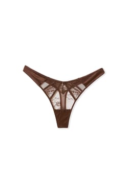 String en dentelle et satin;${refinementColor}