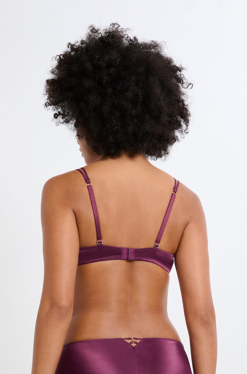 Soutien-gorge N.2 - Le push-up plongeant en broderie florale;${refinementColor}