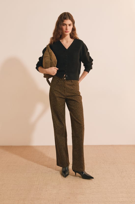 Pantalon &agrave; motif l&eacute;opard;${refinementColor}