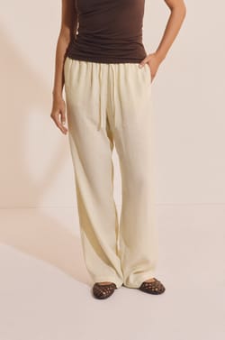 Pantalon fluide &eacute;lastiqu&eacute;;${refinementColor}