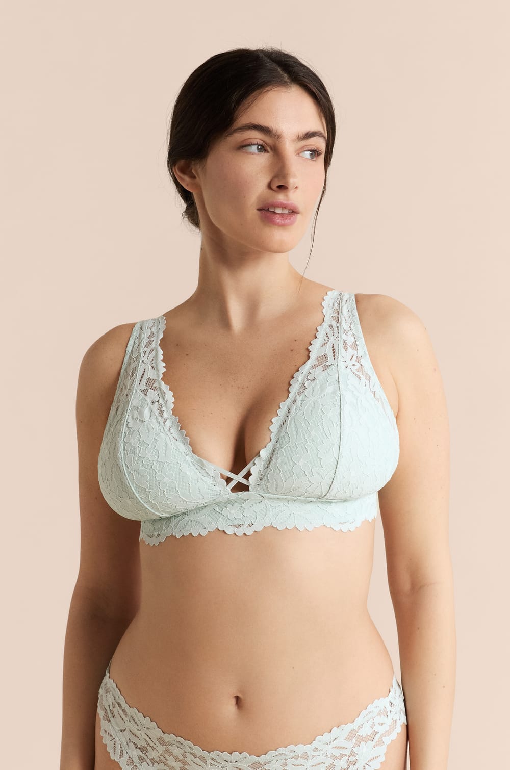 BH N.8 - Der Triangel-BH ohne B&uuml;gel;${refinementColor}