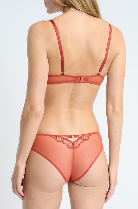 Soutien-gorge N.4 - Le coques fines en broderie florale;${refinementColor}