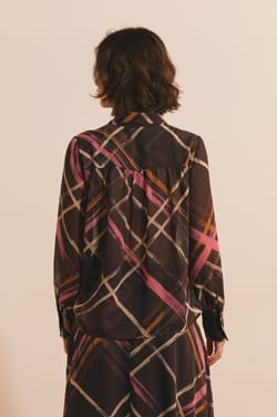 Blouse transparente avec lien &agrave; nouer &agrave; motif quadrill&eacute;;${refinementColor}