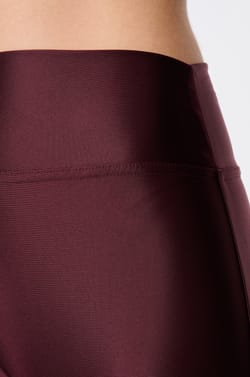 Legging ceinturé à la taille;${refinementColor}