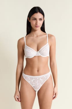 Classic Lace Bra;${refinementColor}