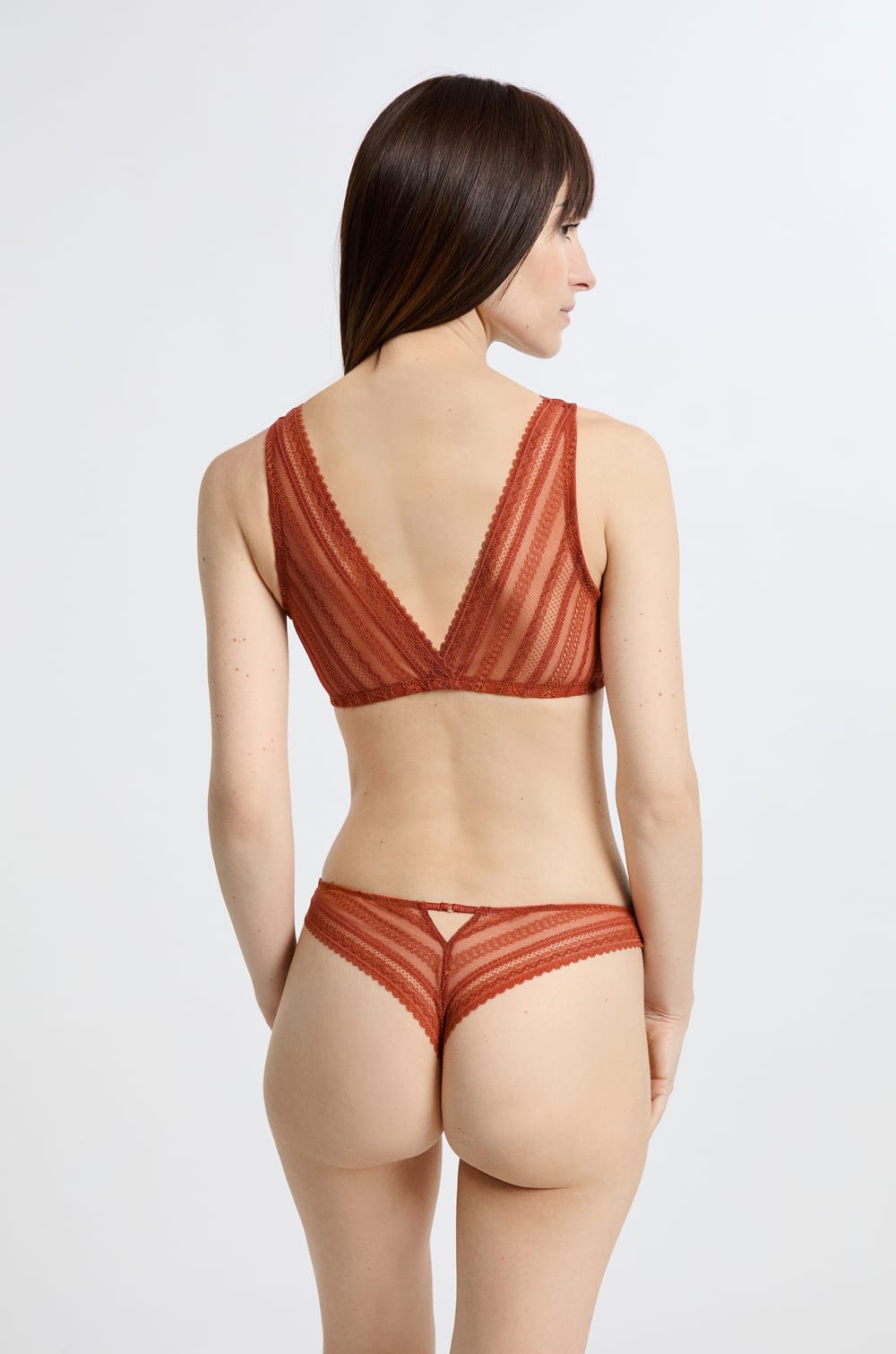 Post-mastectomy wireless bralette with front opening;${refinementColor}