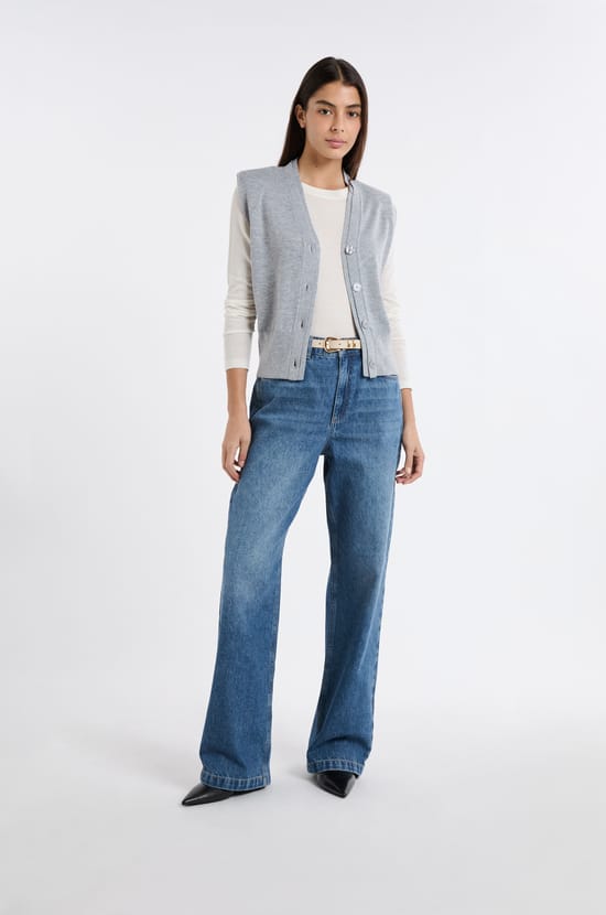 Sleeveless Button-Up Cardigan;${refinementColor}