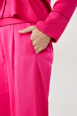 Pantalon de pyjama satiné;${refinementColor}