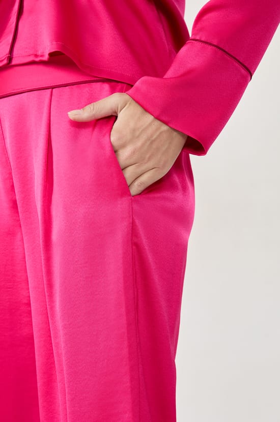 Pantalon de pyjama satiné;${refinementColor}
