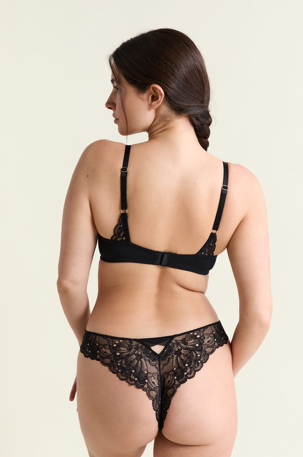 Bra N.4 - The Lightly Lined Lace;${refinementColor}
