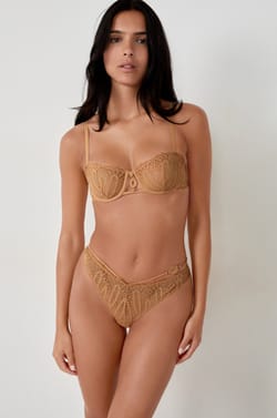 Tanga de encaje;${refinementColor}