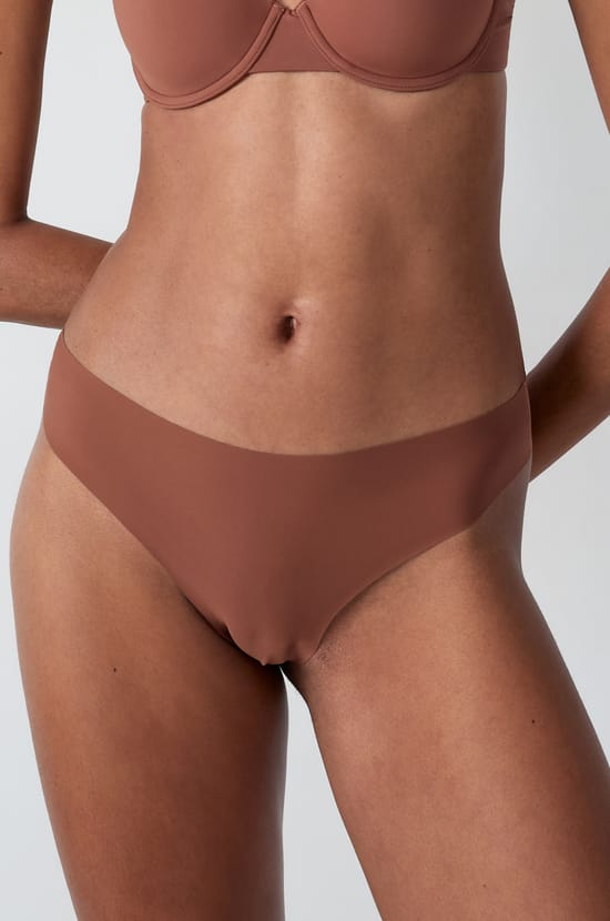 Microfibre Thong;${refinementColor}