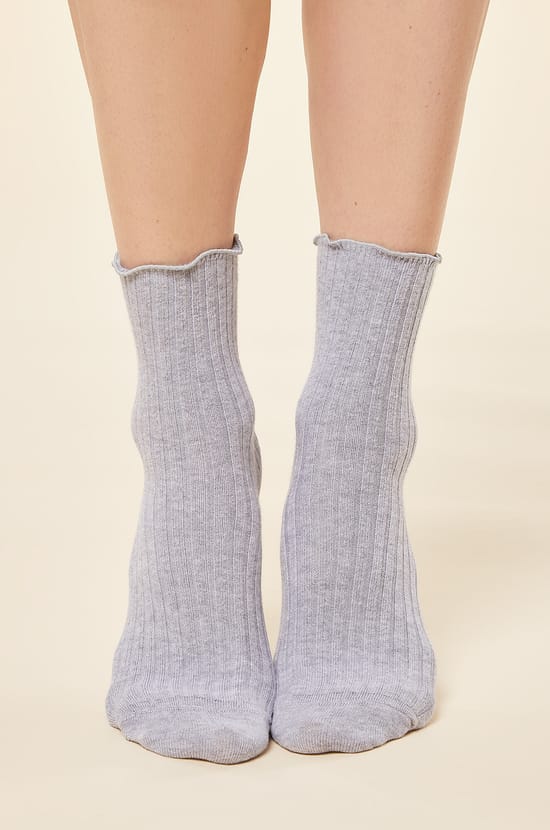 Chaussettes mode unies à volants;${refinementColor}