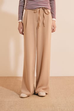 Pantalon fluide large;${refinementColor}