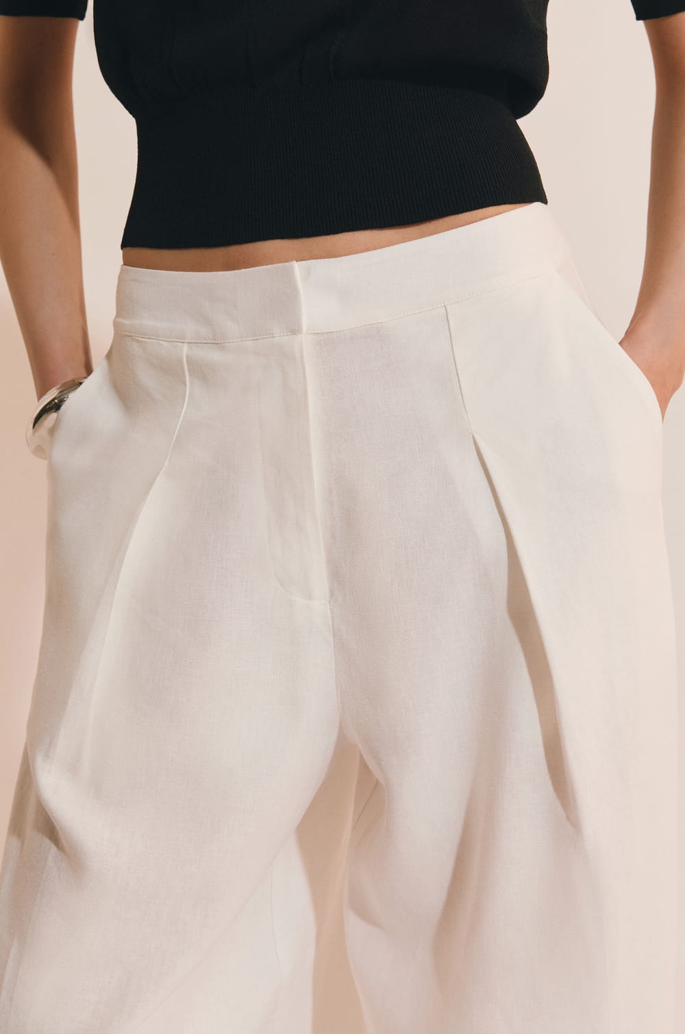 Pantalon avec lin;${refinementColor}