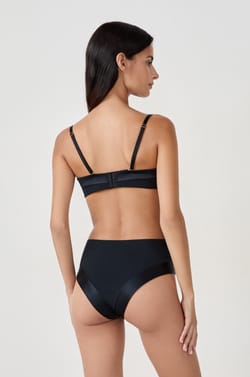 Braguita culotte de microfibra satinada;${refinementColor}