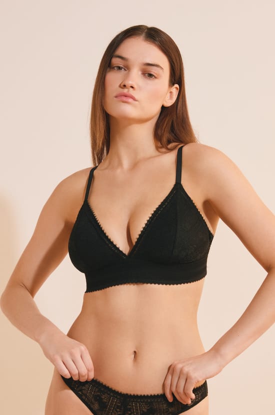 Bra N.8 - The Wireless Triangle in Lace;${refinementColor}