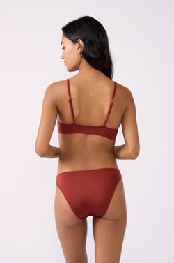 Braguita de bikini con detalles de joya;${refinementColor}
