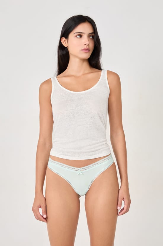 Tanga v shape en microfibre;${refinementColor}